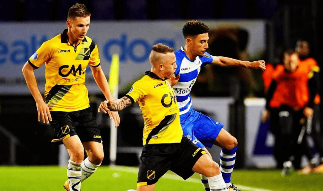 首钢战术变 首钢战术变